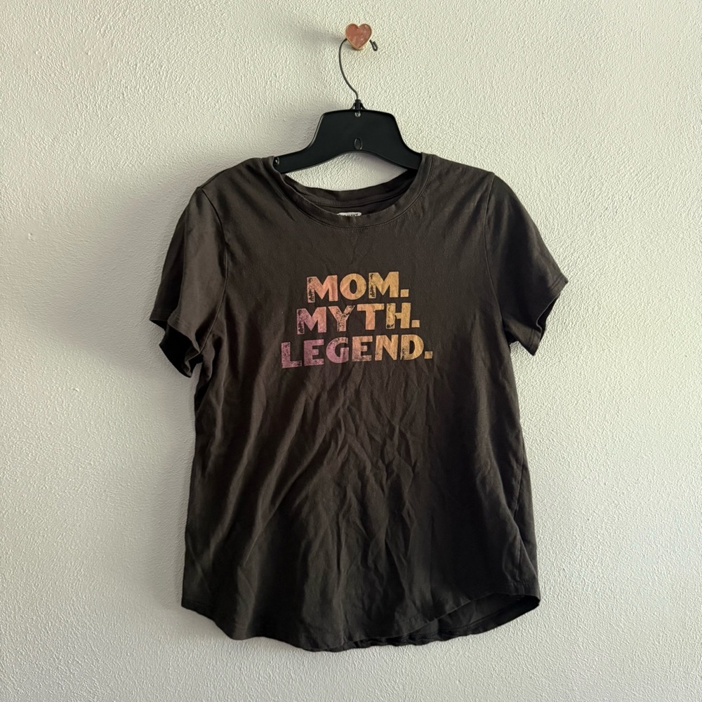 Old Navy Mom Gray Graphic Tee